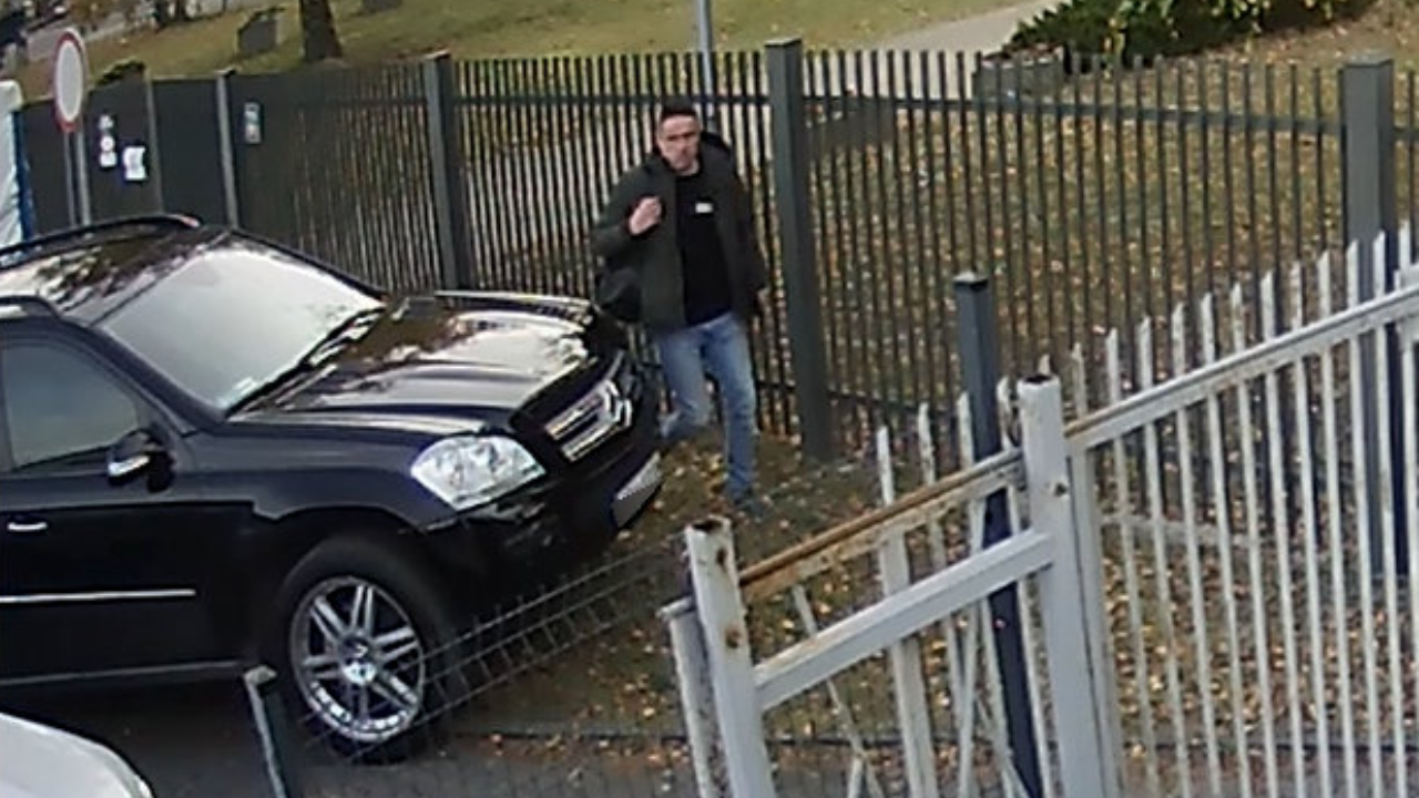 Policja prosi o pomoc. Trwa identyfikacja mężczyzny z nagrania z Fordonu
